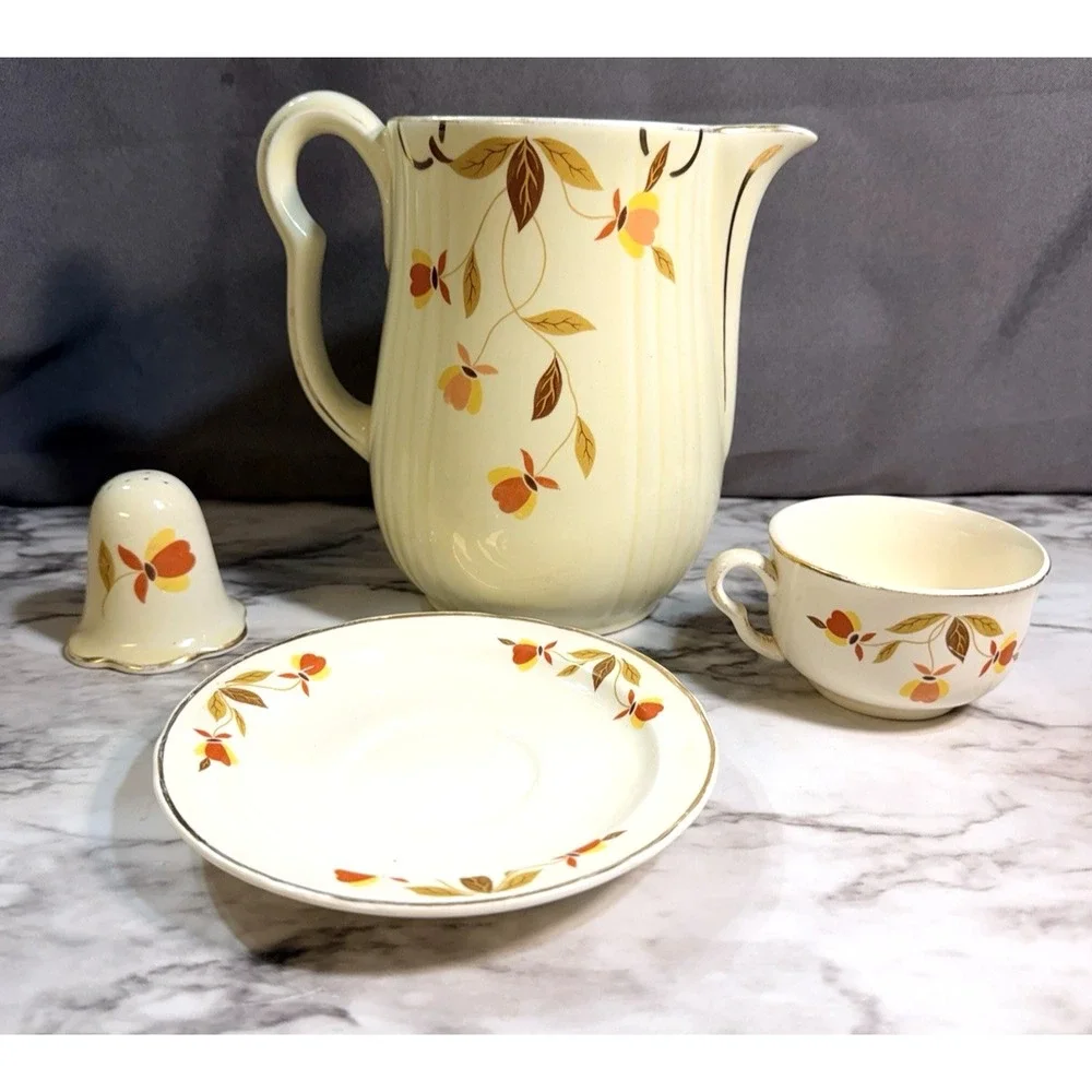 HALL AUTUMN LEAF MIXED LOT~ PITCHER NO LID,‎ CUP, SAUCCER AND SHAKER (2629)